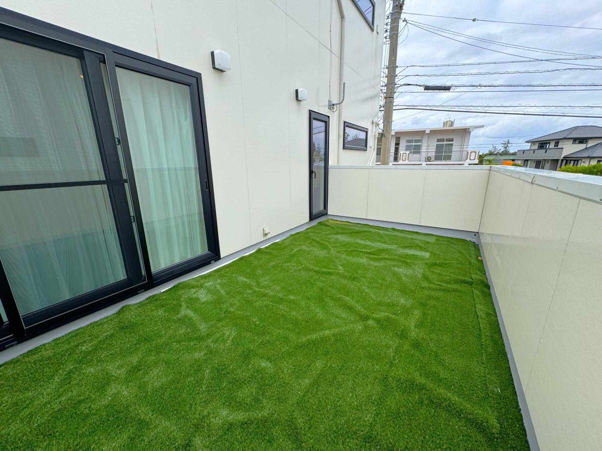グランディオーソ沖縄プールヴィラ恩納７ Onna Exterior foto